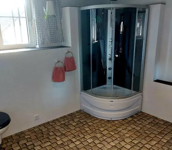 아파트 Thebackyard